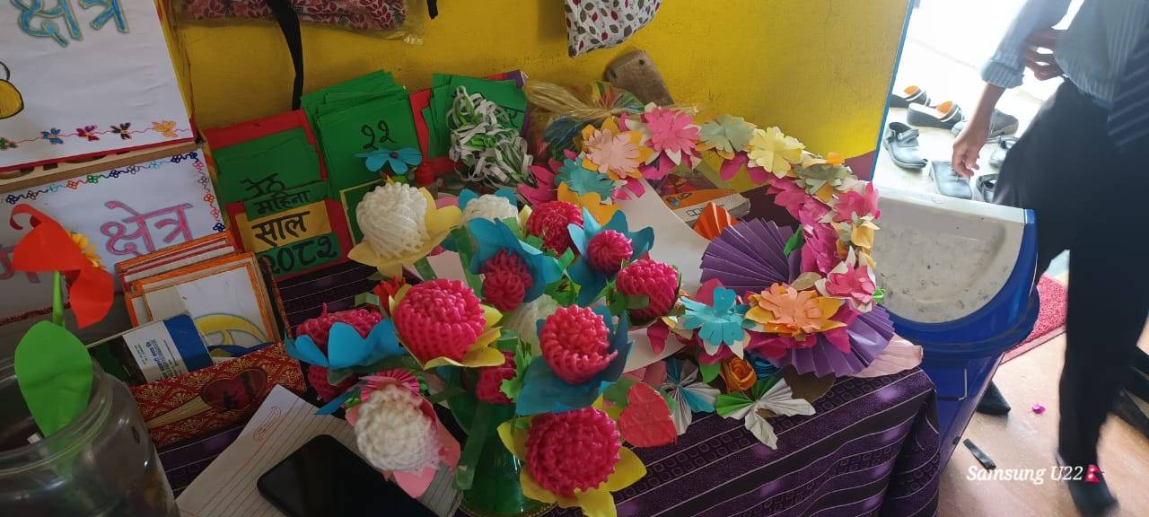 ग्यालरी Extra4